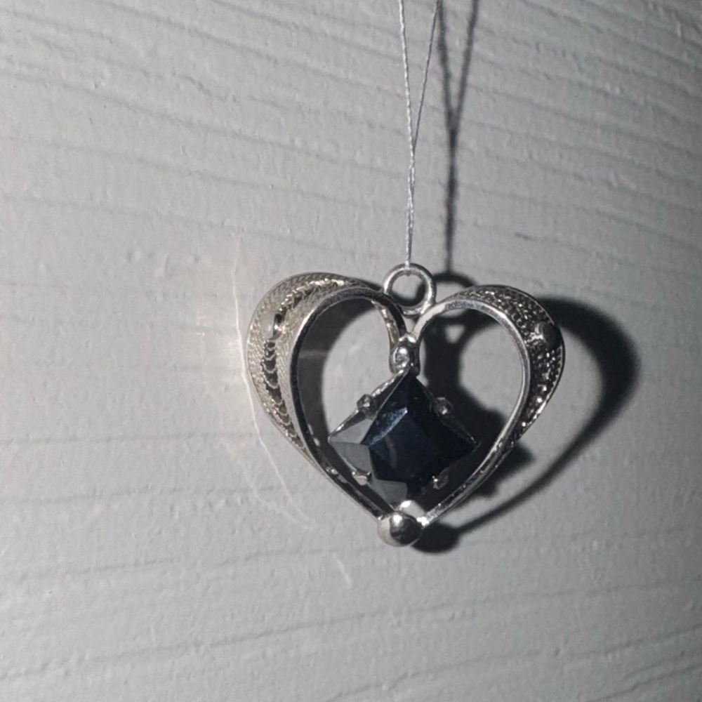 VINTAGE DIXELLE STERLING SILVER FILAGREE HEMATITE NECKLACE PENDANT